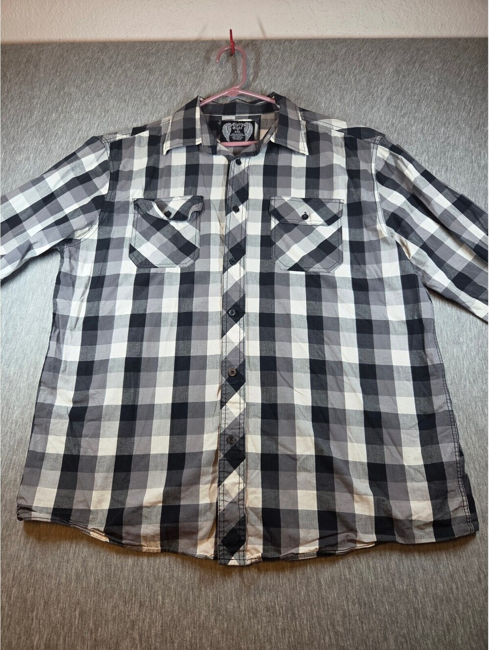 Eighty Eight Men's XXL Black and White Plaid Button-Up Shirt